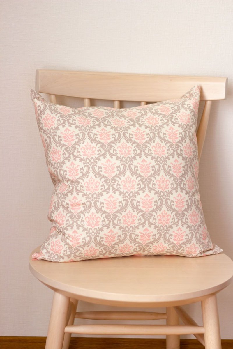 cushion cover pink damask - 枕头/抱枕 - 棉．麻 粉红色