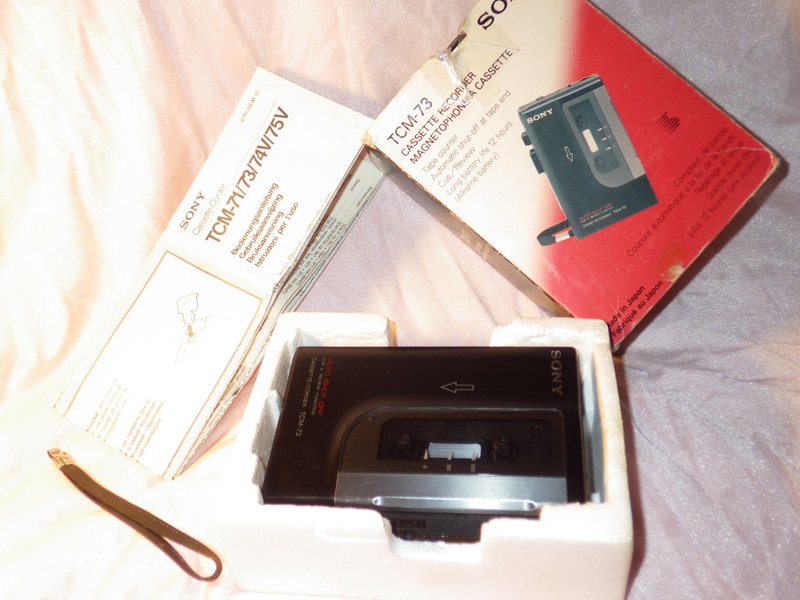 SONY TCM-73 盒式录音机麦克风扬声器带盒手册 AS-IS 零件 - 其他 - 其他材质 