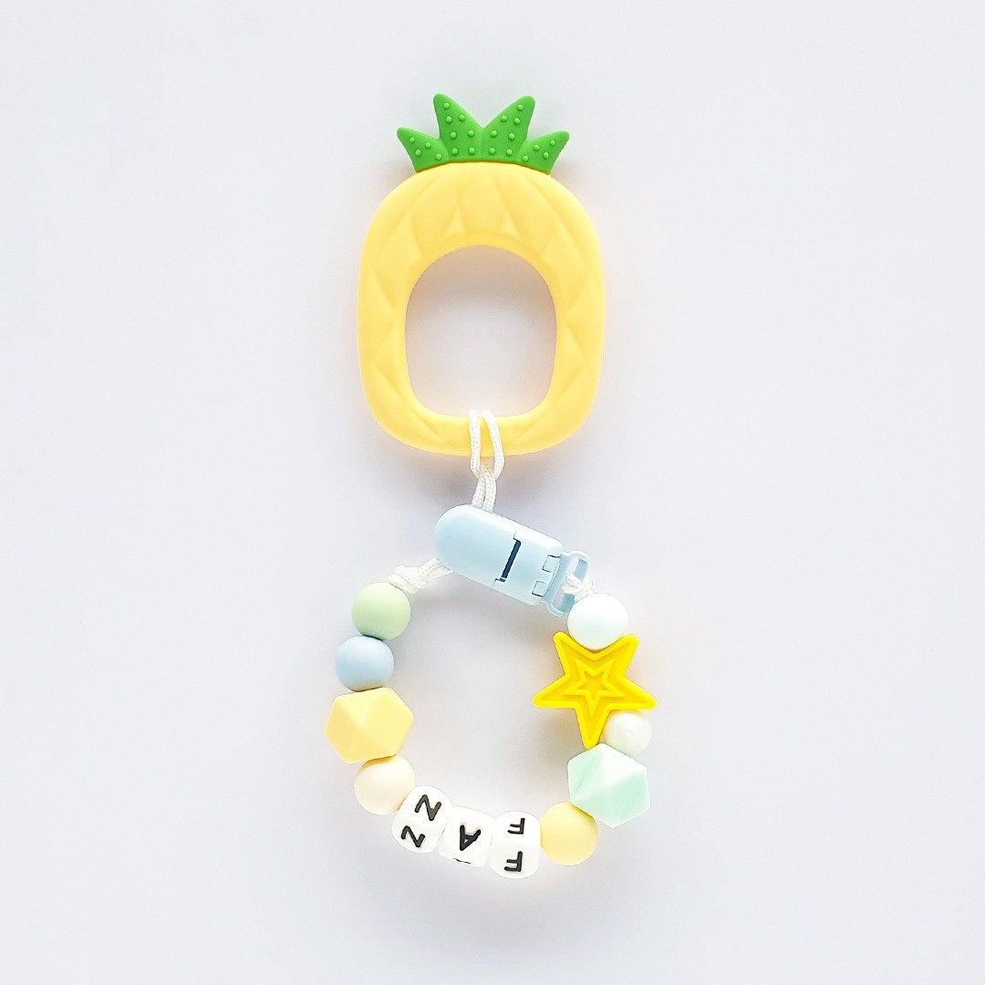 fan 星星 黄色凤梨固齿器固齿器 / 定制化奶嘴链 - 玩具/玩偶 - 其他材质 多色