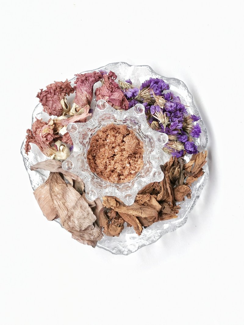 眉心轮花浴盐 Third Eye Chakra Hz Floral Bath Salt - 旅行套装 - 植物．花 透明