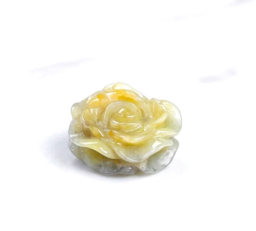 【似玉如花】飘黄翡翡翠牡丹花项链 | 天然缅甸玉A货翡翠 | 送礼 - 项链 - 玉石 多色