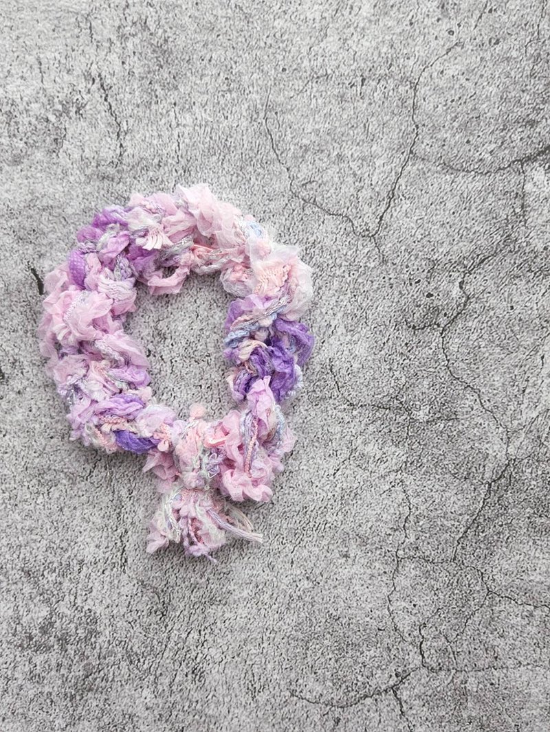 Scrunchie large intestine hair bundle - 发饰 - 其他人造纤维 紫色