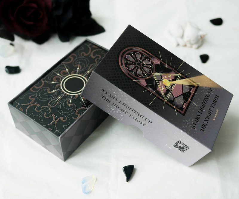 繁星入夜塔罗牌 Stars Lighting Up the Night - 桌游/玩具 - 纸 