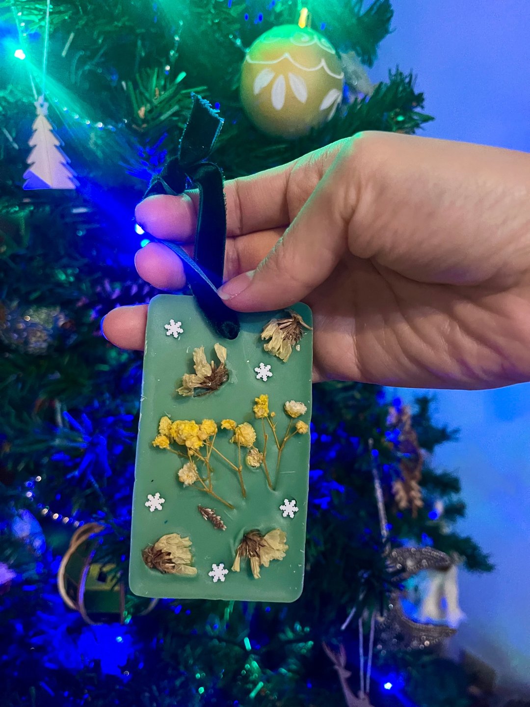 手作蜜蜡花挂饰 - 摆饰 - 蜡 多色