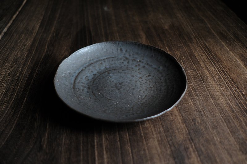 矿区・黑雾・6寸・不规则的盘 - 盘子/餐盘/盘架 - 陶 黑色