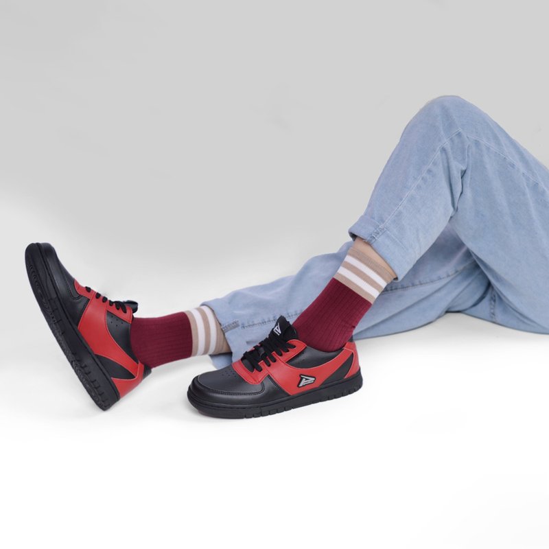 MIT 【拼接款潮流休闲鞋-男款黑红】潮流鞋 休闲鞋  拼接鞋款 - 男款牛津鞋/乐福鞋 - 真皮 红色