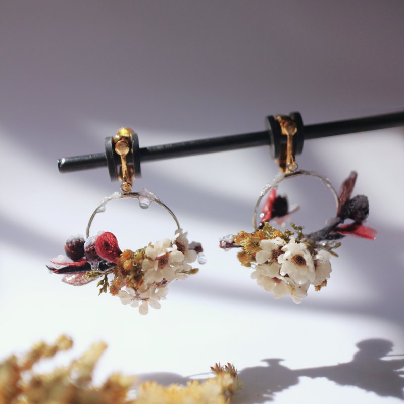 手作干燥花耳环耳夹 | No.03 雪の后 - 耳环/耳夹 - 植物．花 白色