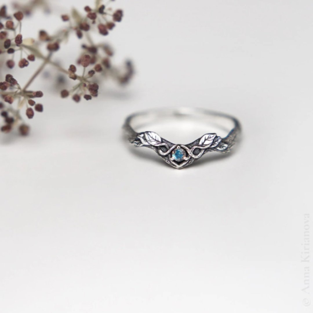 Leaf Ring with Labradorite - 戒指 - 纯银 银色