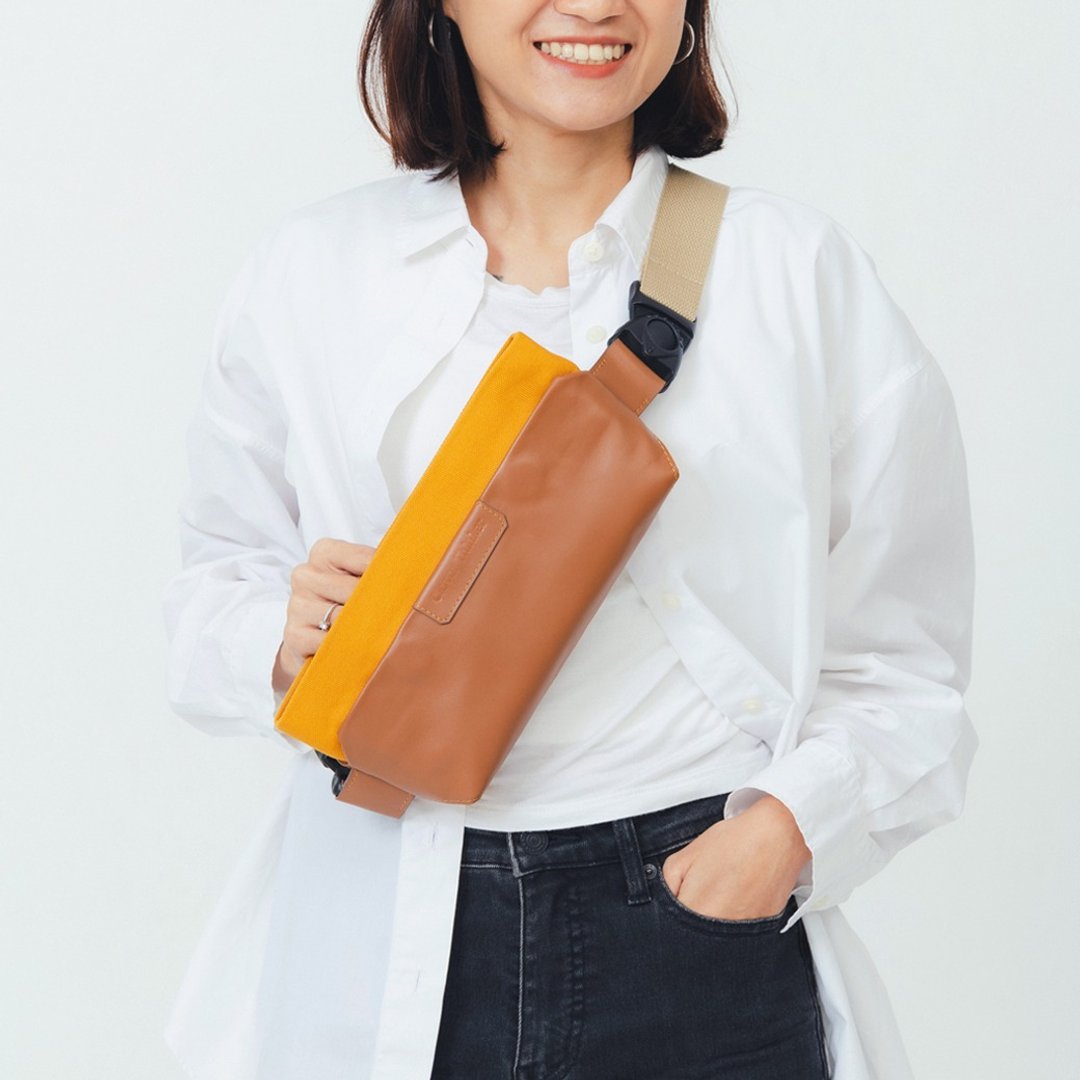 Urban-Sling Bag : Tan/Mustard Yellow - 侧背包/斜挎包 - 真皮 黄色