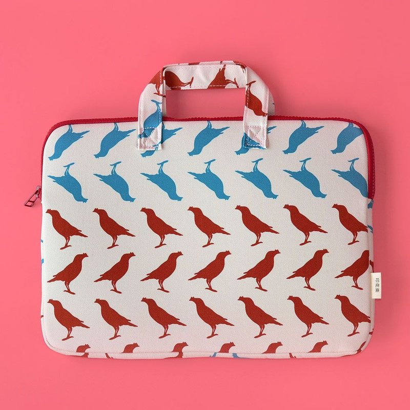 13寸笔电收纳包/台湾八哥5号/古宅红粉 - 平板/电脑保护壳 - 棉．麻 红色