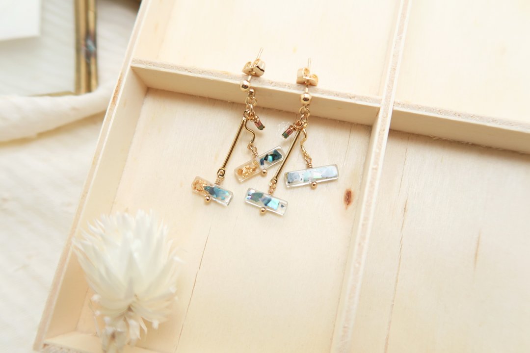 OUD原创.手工饰品.天然绿贝.金箔方条.包金棒14K包金耳环/耳夹 - 耳环/耳夹 - 水晶 金色