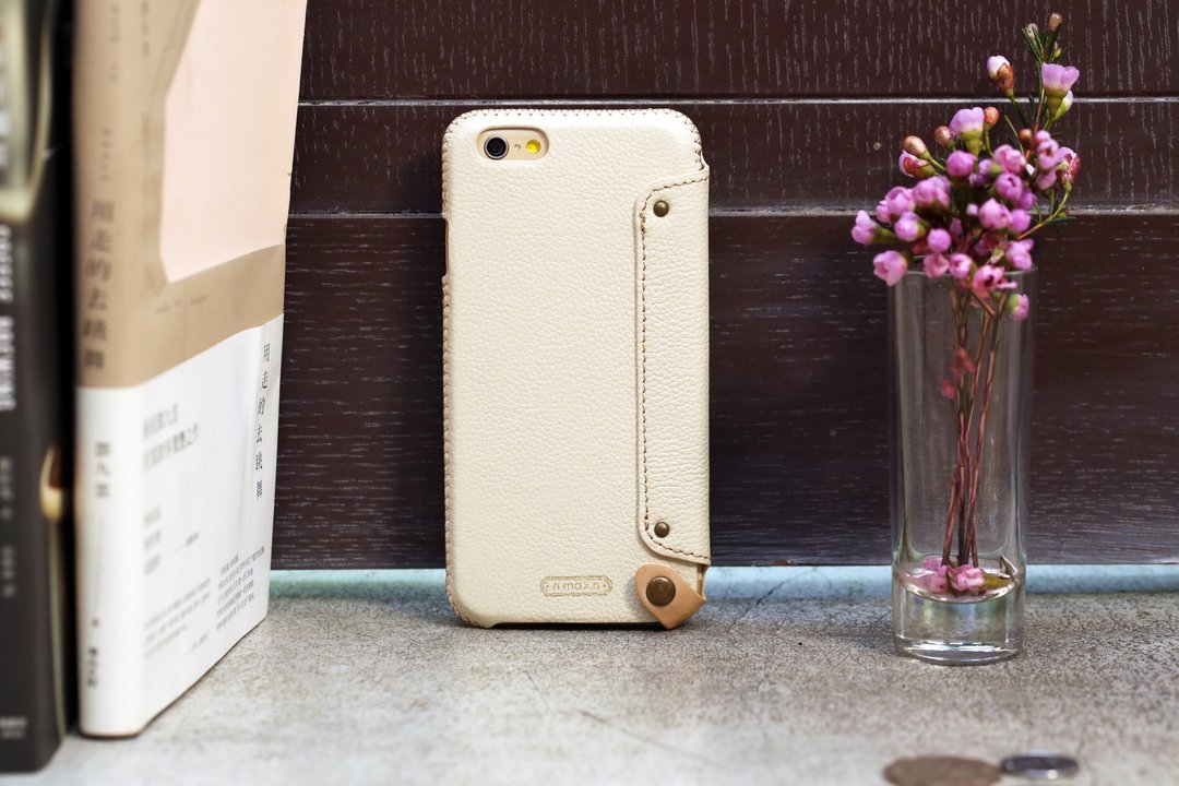 iPhone 6/6S / 4.7寸 经典系列手帐款手机皮套-  杏白 - 手机壳/手机套 - 真皮 白色