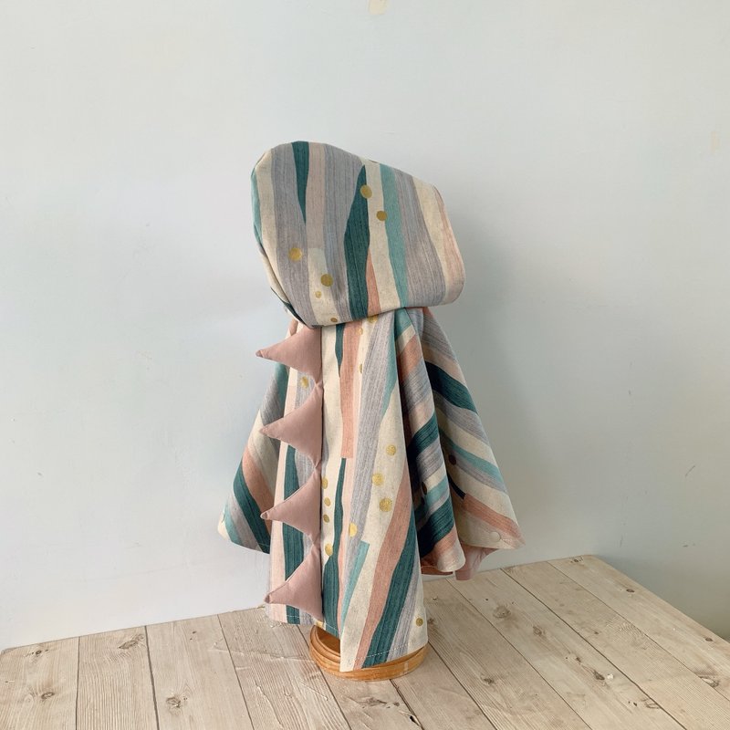 岛森家 / 恐龙斗篷  / 恐龙上星系学 / 绝版 - 童装外套 - 棉．麻 粉红色