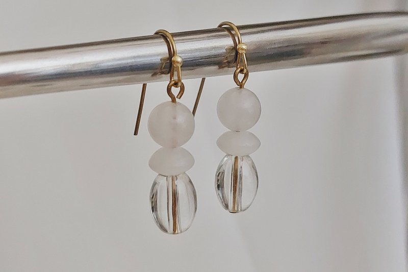 地仙 L'IMMORTEL chill系列 #05 垂坠耳饰 可改夹 - 耳环/耳夹 - 玻璃 白色