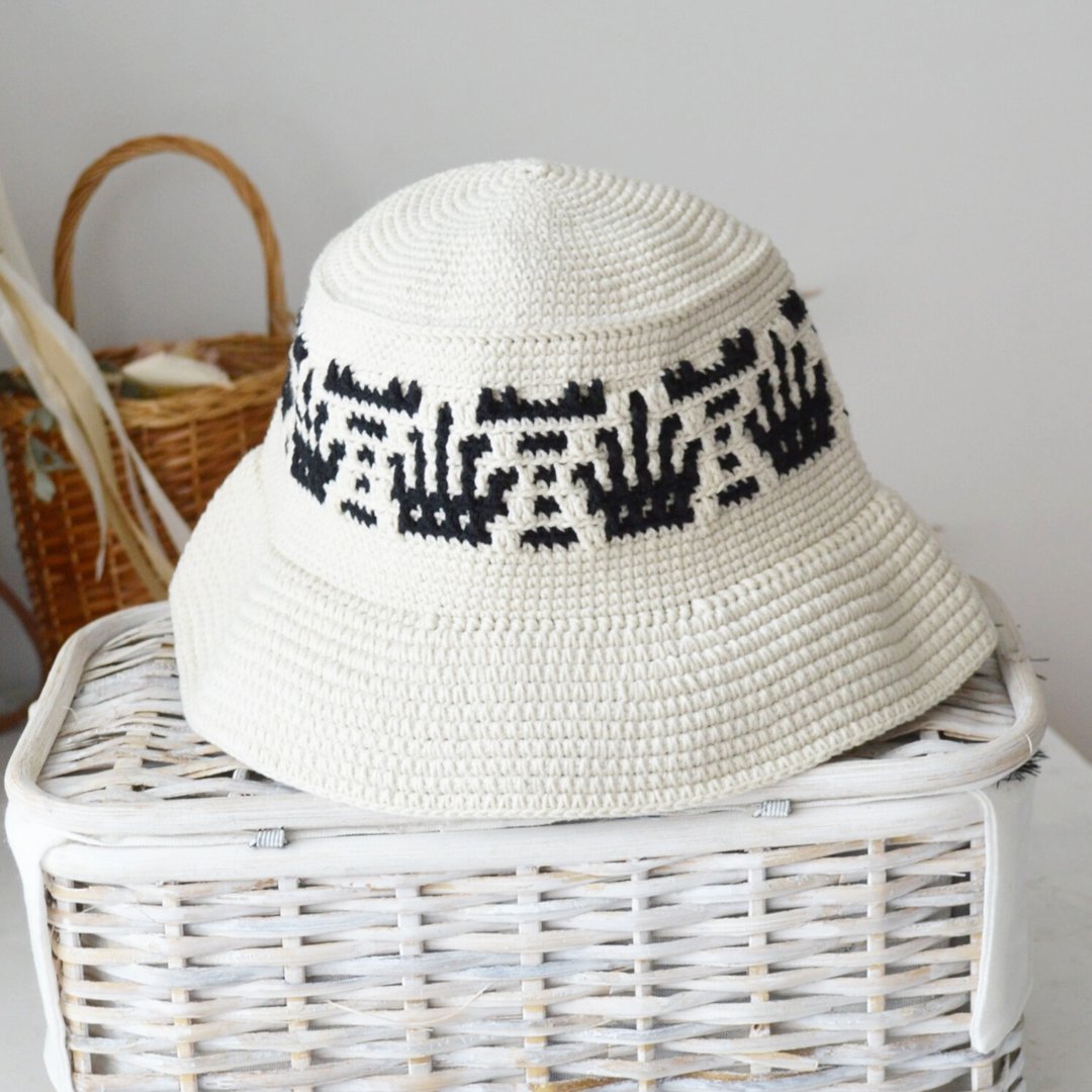 Crochet bunny bucket hat men women crown embroidery Custom ivory fisherman hat - 帽子 - 棉 白色