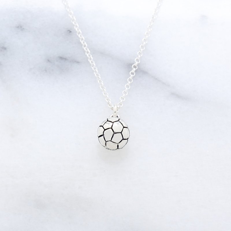 【Angel & Me】FIFA 世界杯 立体 足球 s925 纯银项链 生日礼物 - 项链 - 纯银 银色