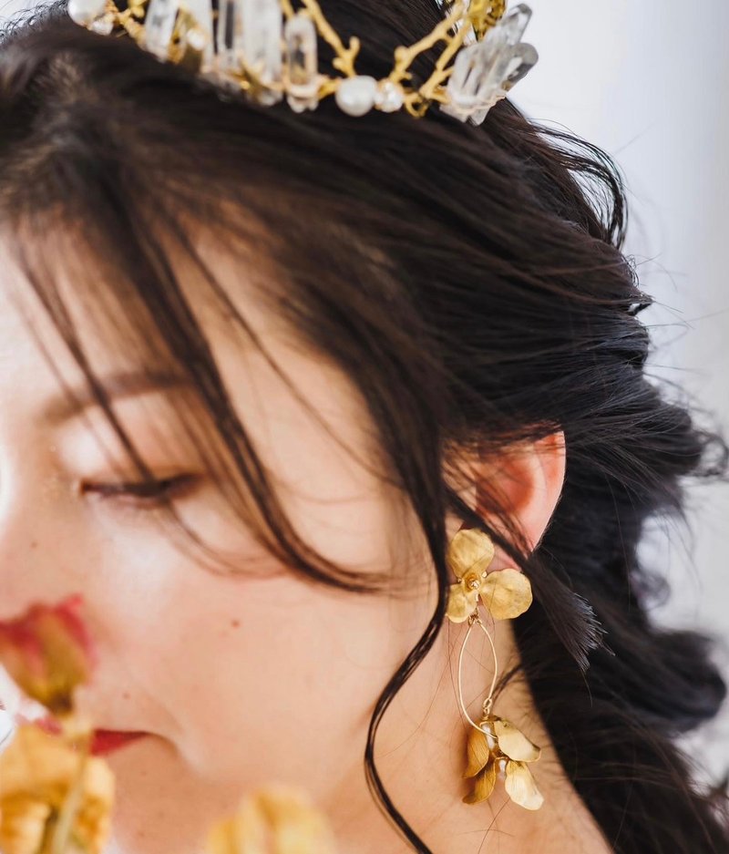 Happy bell pierce&earring - 耳环/耳夹 - 铜/黄铜 金色