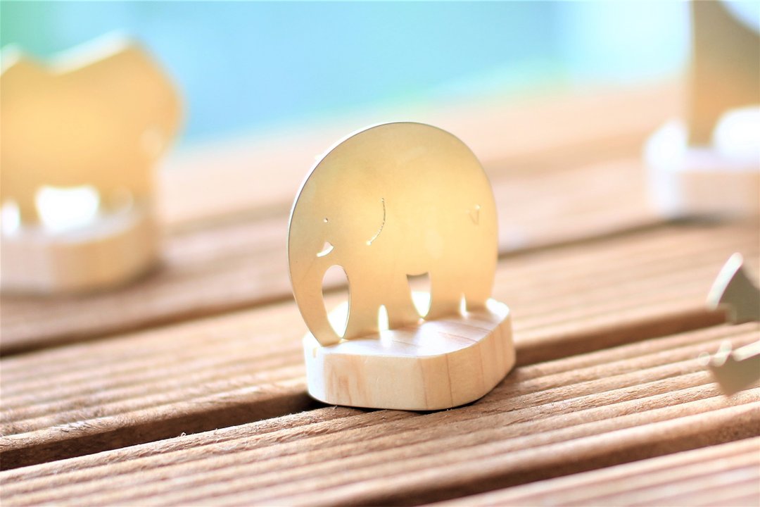 Brass Brooch - Mr Elephant - 胸针 - 铜/黄铜 金色