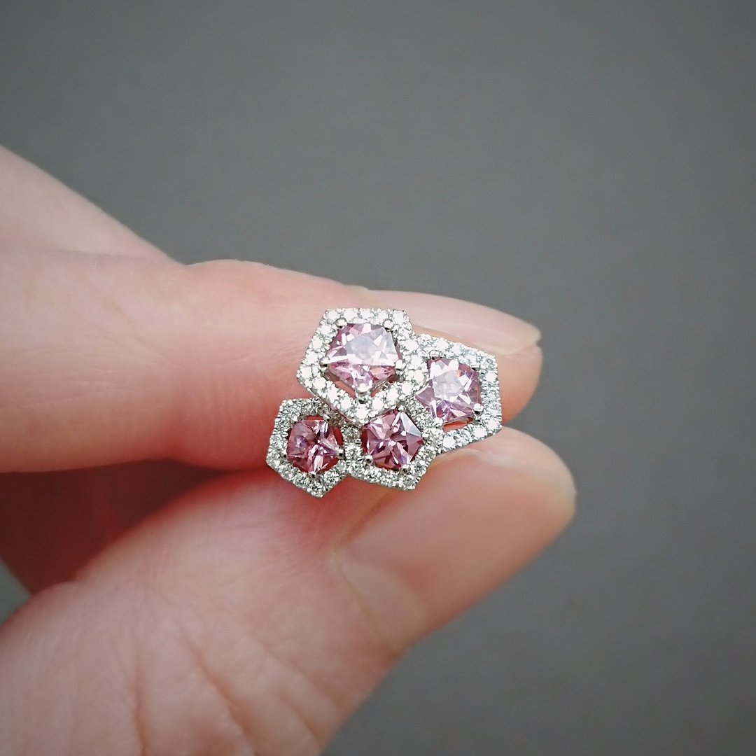 天然粉红尖晶石 镶钻 五角星形切割 纯 18K 白金耳钉 定制 - 耳环/耳夹 - 宝石 粉红色