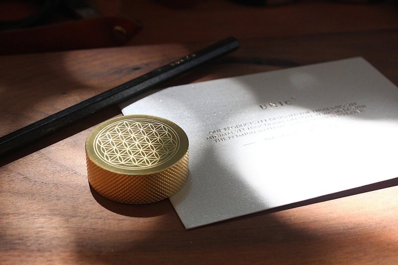 UNIC钻石纹黄铜纸镇/ 生命之花纸镇【可定制化】 - 其他书写用品 - 铜/黄铜 金色