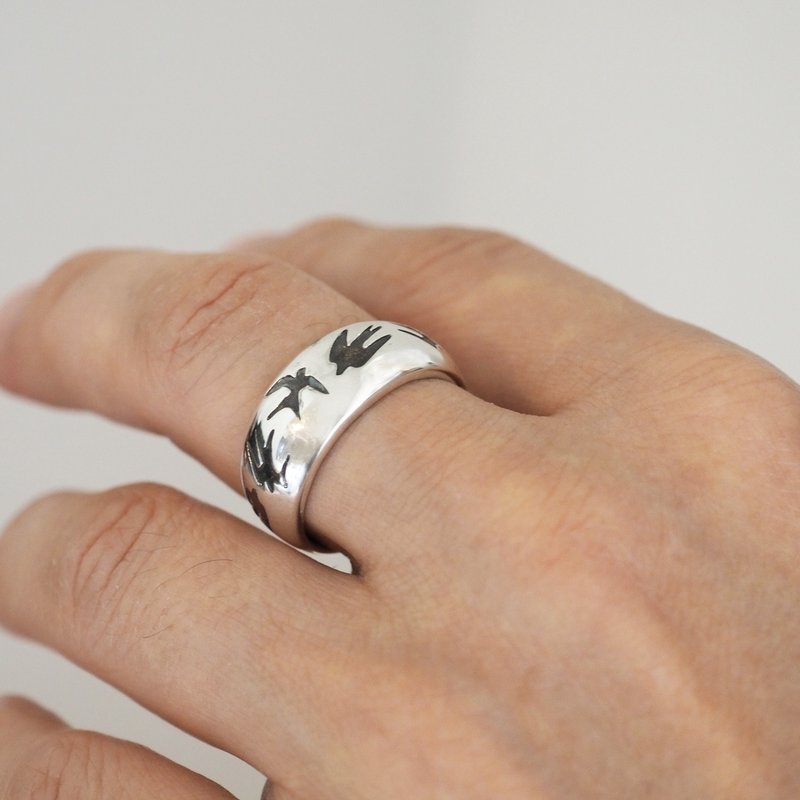 Swallow Swallow ring - 戒指 - 其他金属 银色