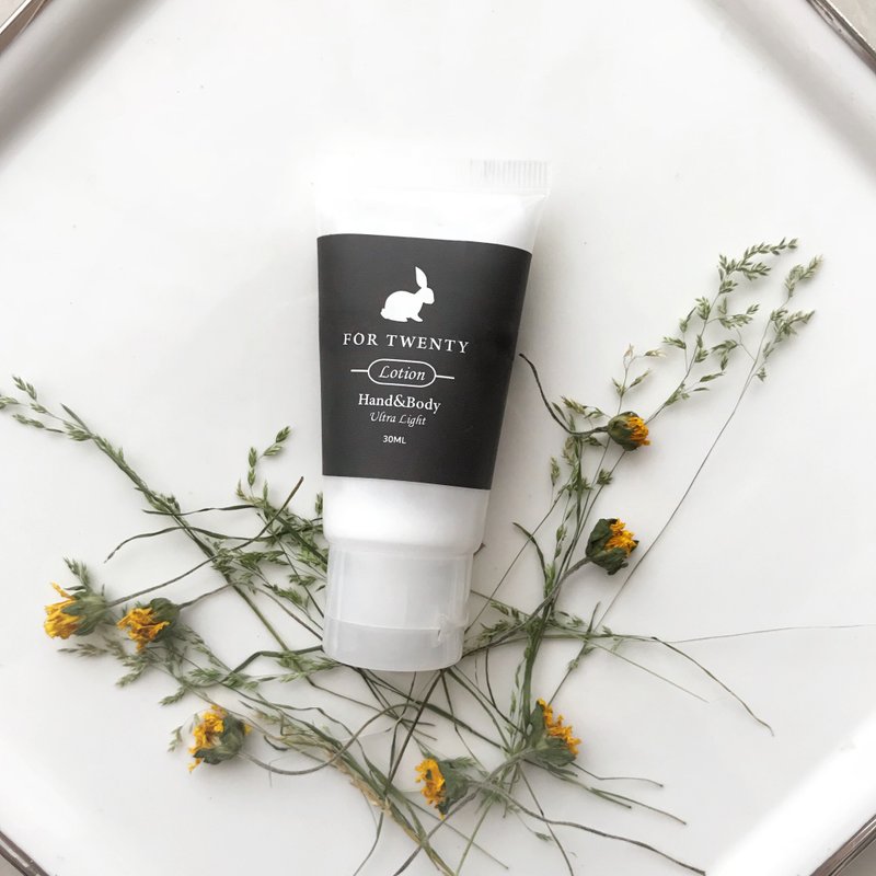 【南极海醣蛋白身体乳30ML】护手霜 电脑打字手干燥 快速保湿不黏 - 手足保养 - 塑料 白色