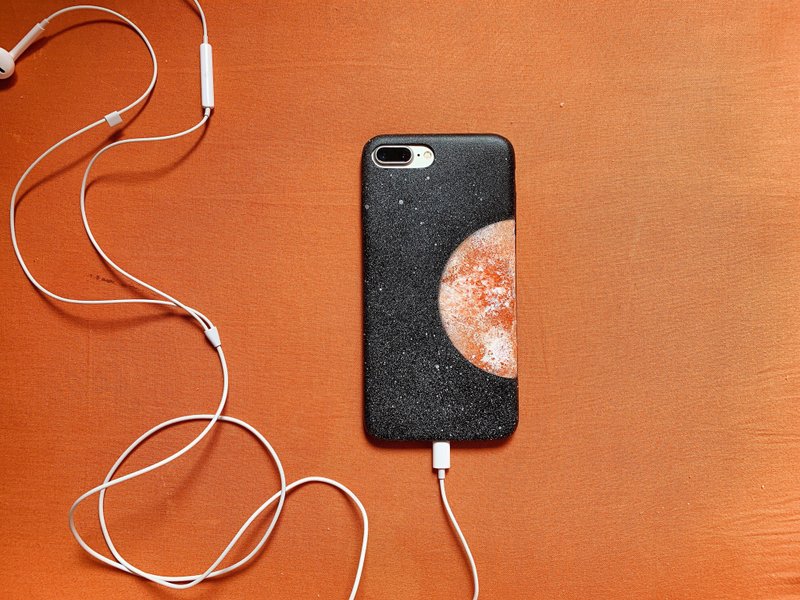 手绘橙月星球手机殻 IPhone Case - 手机壳/手机套 - 人造皮革 