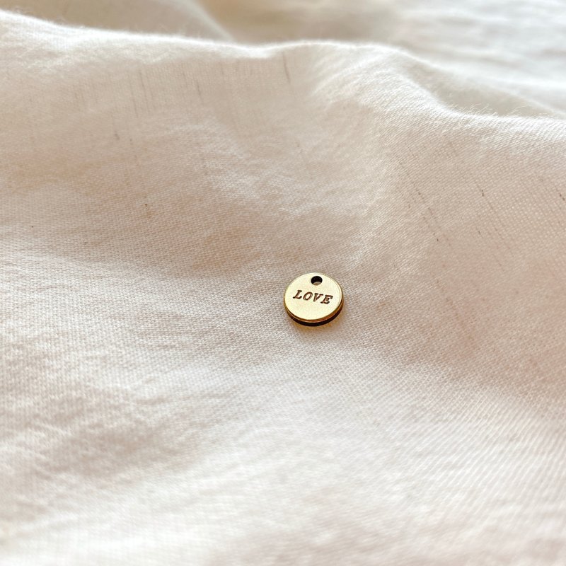 加购商品-刻字字母黄铜吊牌-2-4个字母(不能单独选购,限大写) - 手链/手环 - 铜/黄铜 金色
