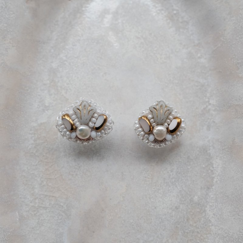 印度系列 Vol.1 - Taj Mahal 贴耳款 - 耳环/耳夹 - 玻璃 白色