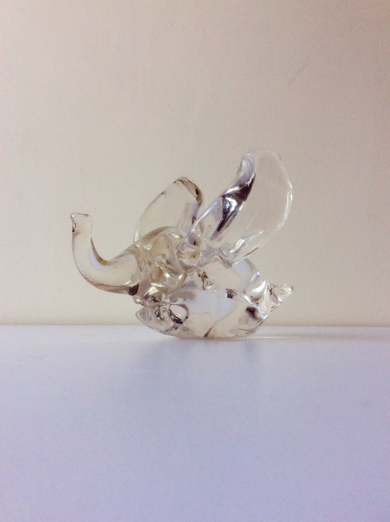 喜欢笑的小飞象 - 摆饰 - 玻璃 透明