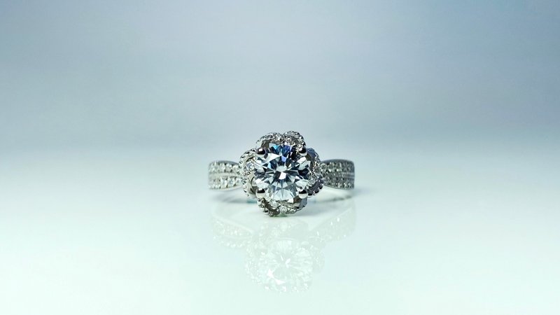 莫桑钻 |  花献钻石女戒  | 台中门市 |  可升级K金白金真钻 - 戒指 - 纯银 