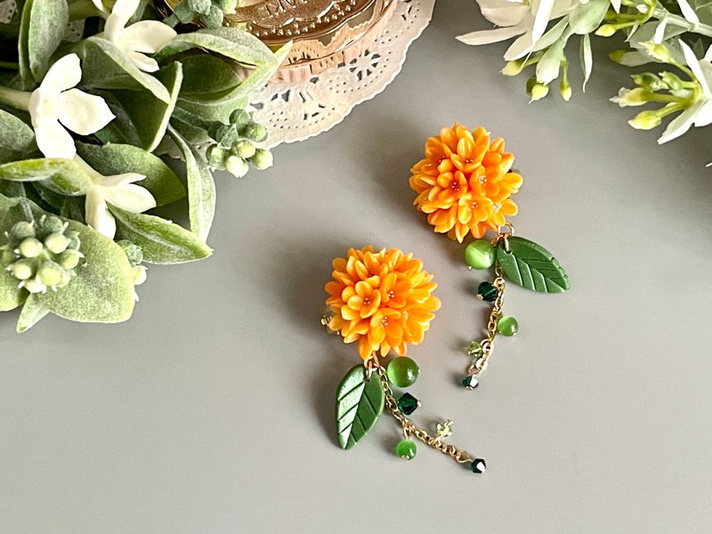 Kanagi 犀 ear cuff - 耳环/耳夹 - 粘土 橘色