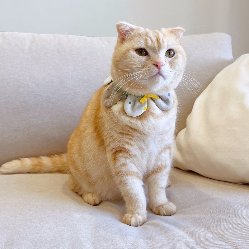 【恰氏手作】水磨石间色mini花瓣 宠物领巾宠物项圈猫咪狗狗 - 衣/帽 - 棉．麻 