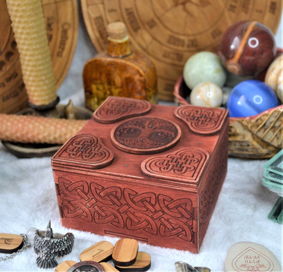 Secret lock box Viking Heart. Viking Secret Storage for runes. Hidden lock box. - 其他 - 木头 咖啡色
