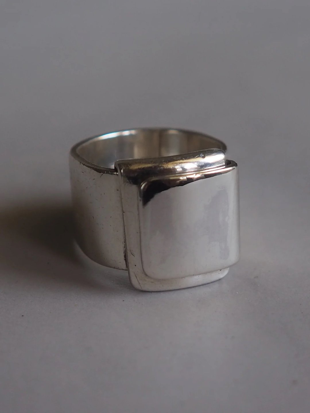 HERMÈS FOLDING RING 爱马仕 折叠戒指 银饰 古董精品 - 戒指 - 纯银 银色