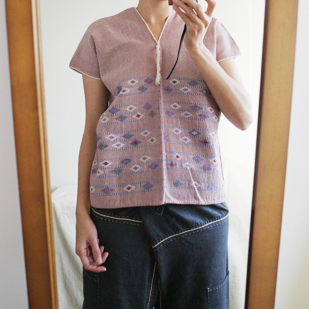 Karen shirt 泰北山岳民族克伦族手织布手工刺绣天然染织上衣 - 女装上衣 - 棉 