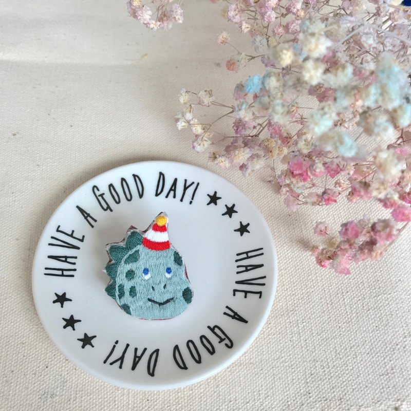 手作刺绣*派对阿龙别针 - 胸针 - 绣线 绿色