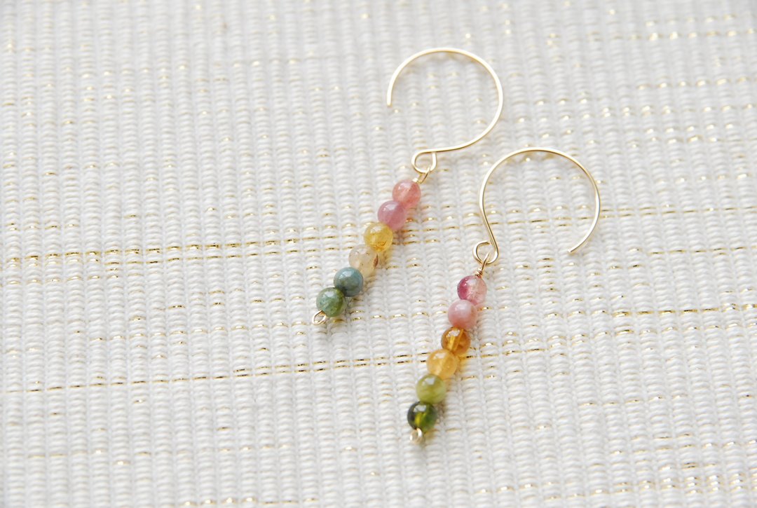 Tourmaline colorful line earrings 14kgf - 耳环/耳夹 - 半宝石 多色