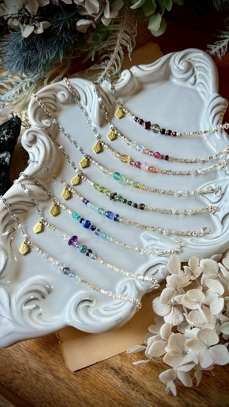 -纪念日-天然水晶手链/黄铜手链 - 手链/手环 - 半宝石 多色