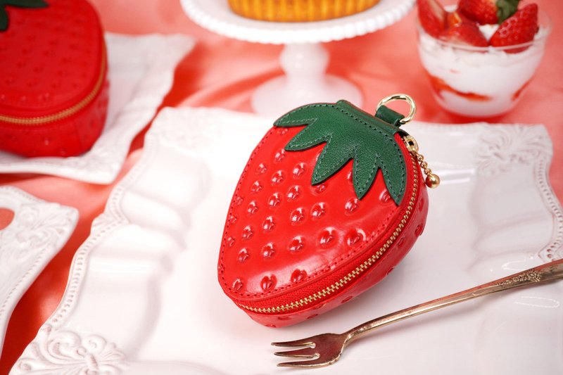 草莓牛革化妆包 / S size - 化妆包/杂物包 - 真皮 红色