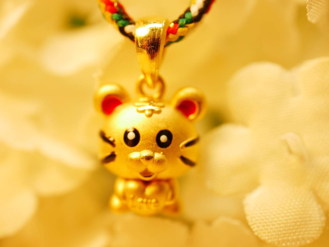黄金坠子-生肖虎金饰弥月礼-黄金9999 - 满月礼盒 - 24k 金 金色