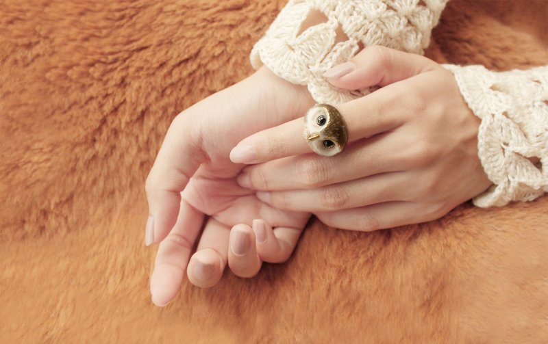 Happy Spotted Owl Ring - 戒指 - 其他金属 咖啡色