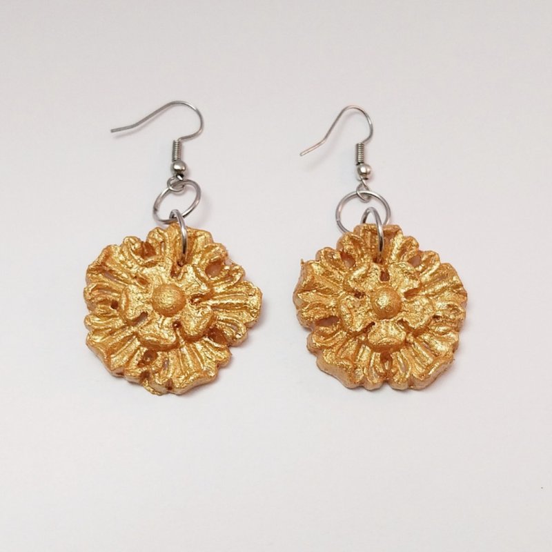 手工纯金雕花耳环 - 耳环/耳夹 - 粘土 金色