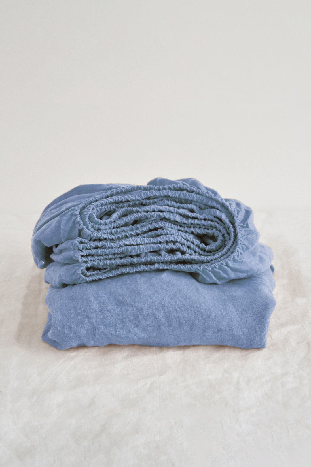 Cornflower blue linen fitted sheet / Softened linen bed sheet / Deep pocket - 寝具 - 亚麻 蓝色