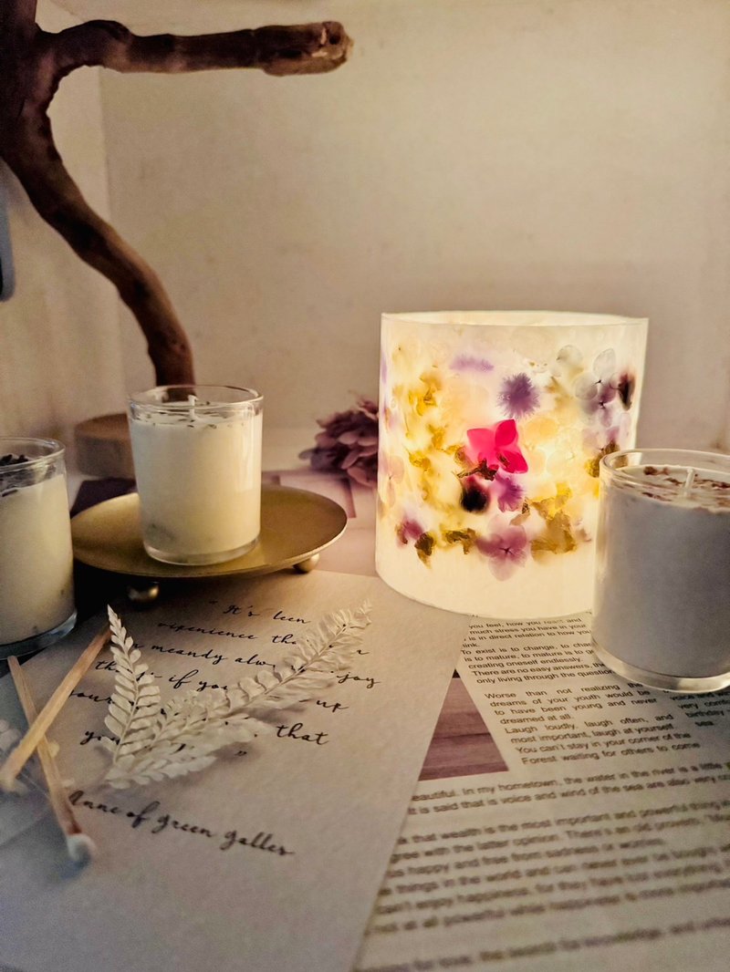 【Rose Tree】Frozen Time冻结时间系列。花烛台含三颗香氛蜡烛 - 蜡烛/烛台 - 蜡 粉红色