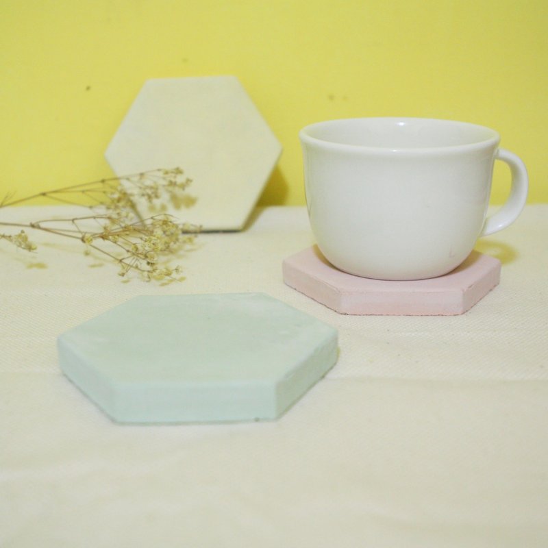 六角浪漫 / 六角杯垫 - 杯垫 - 水泥 粉红色