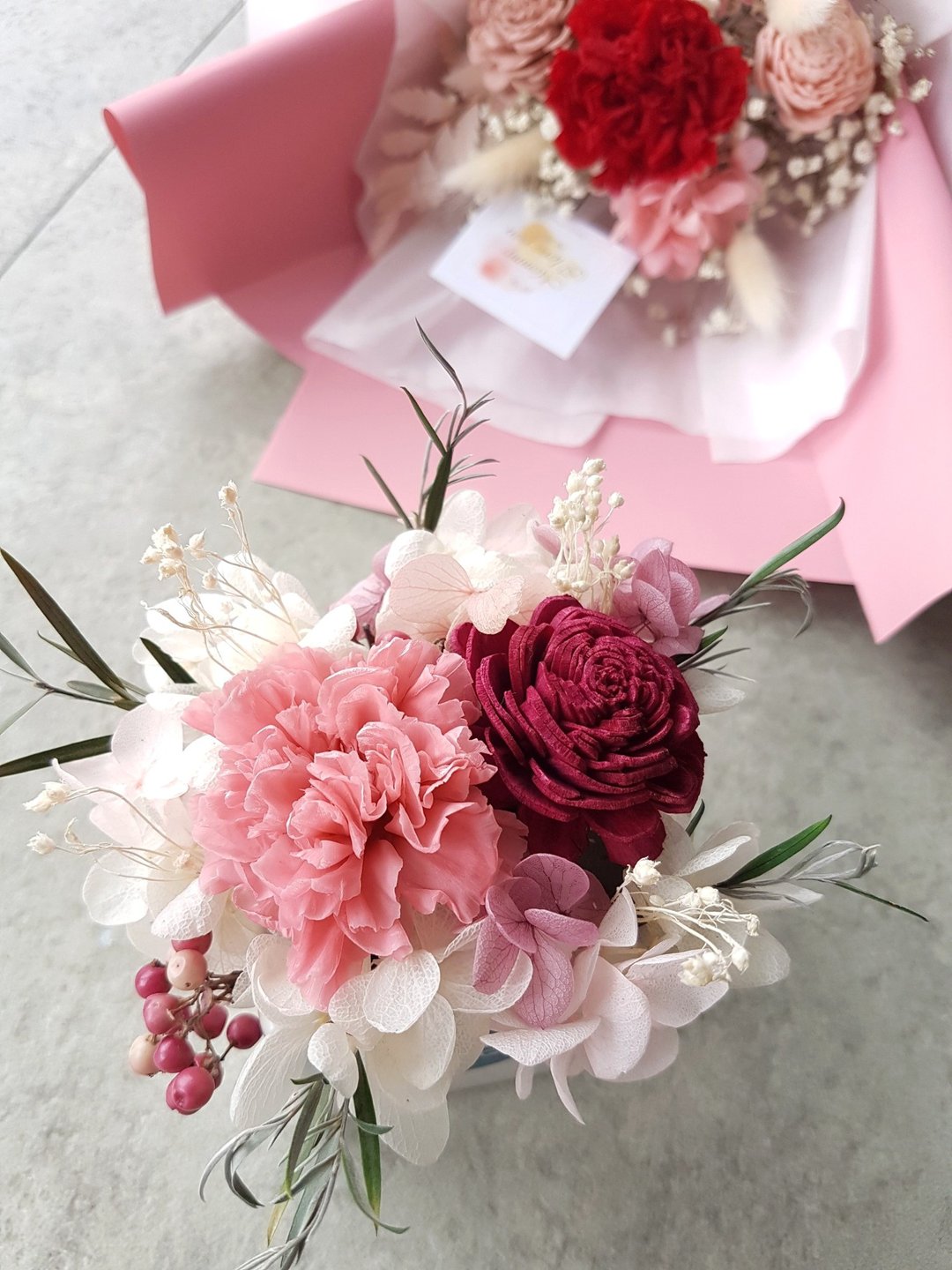 海藏设计│母亲节花礼。永生康乃馨干燥花盆花礼。附礼物盒 - 植栽/盆栽 - 植物．花 粉红色