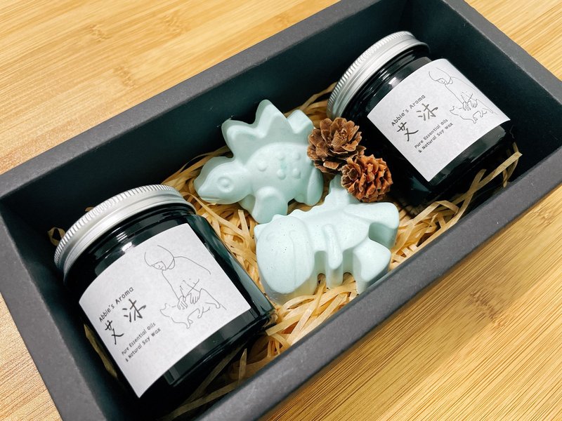 【艾沐 Abbie's Aroma】天然精油香氛大豆蜡烛2入礼盒-恐龙扩香石 - 香薰/精油/线香 - 精油 银色