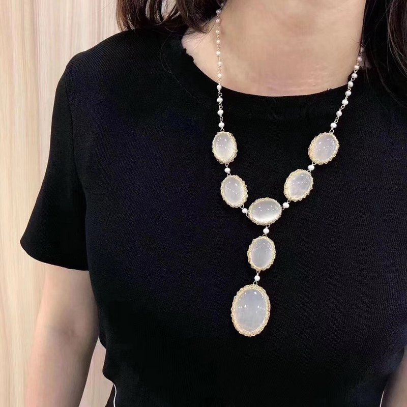 ENDRO ACC 经典白玉髓项链 - 项链 - 珍珠 白色