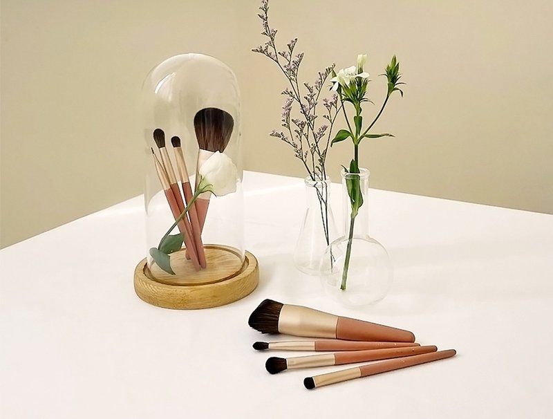 LSY林三益x鸭鸭联名 8支全套組(眼刷/粉底/蜜粉) - 彩妆刷具/镜子/梳子 - 其他材质 